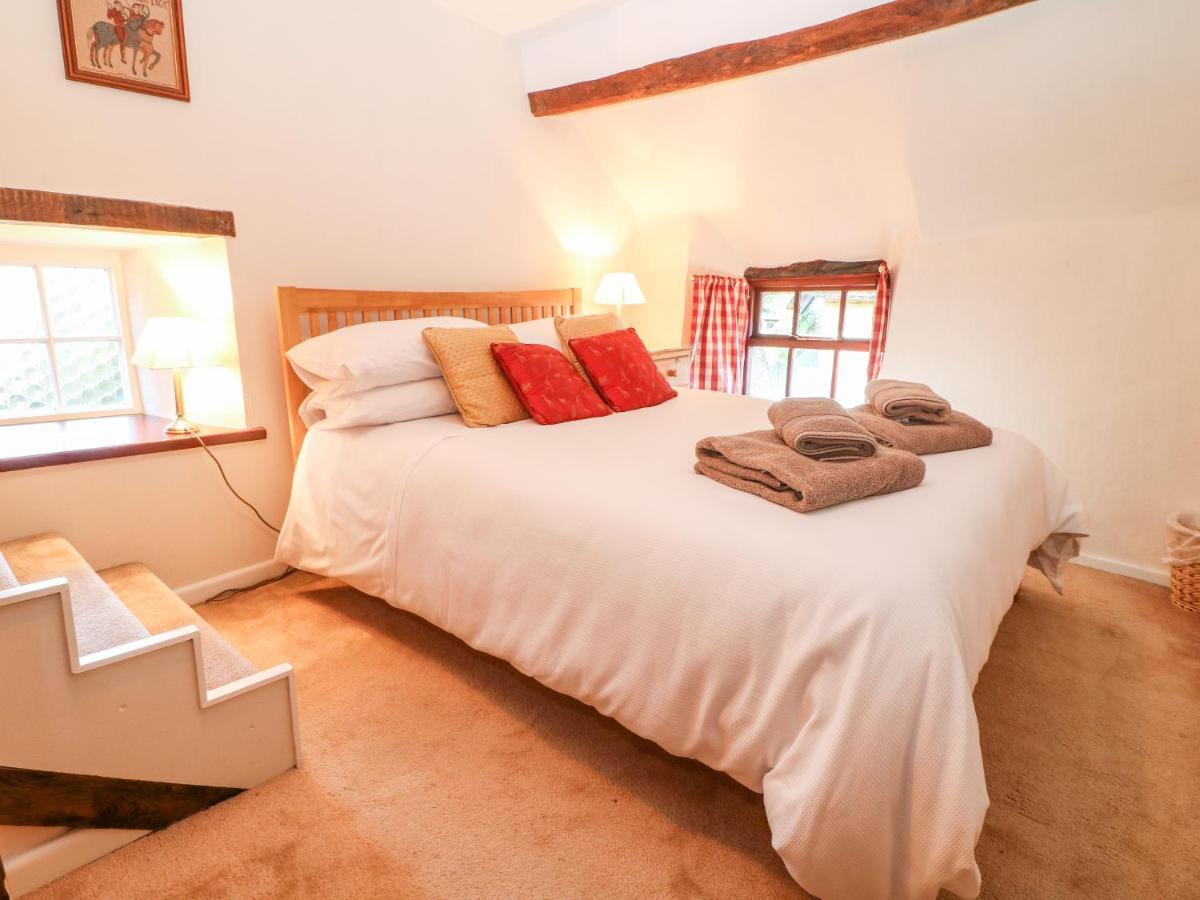 באנבורי Spring Cottage מראה חיצוני תמונה